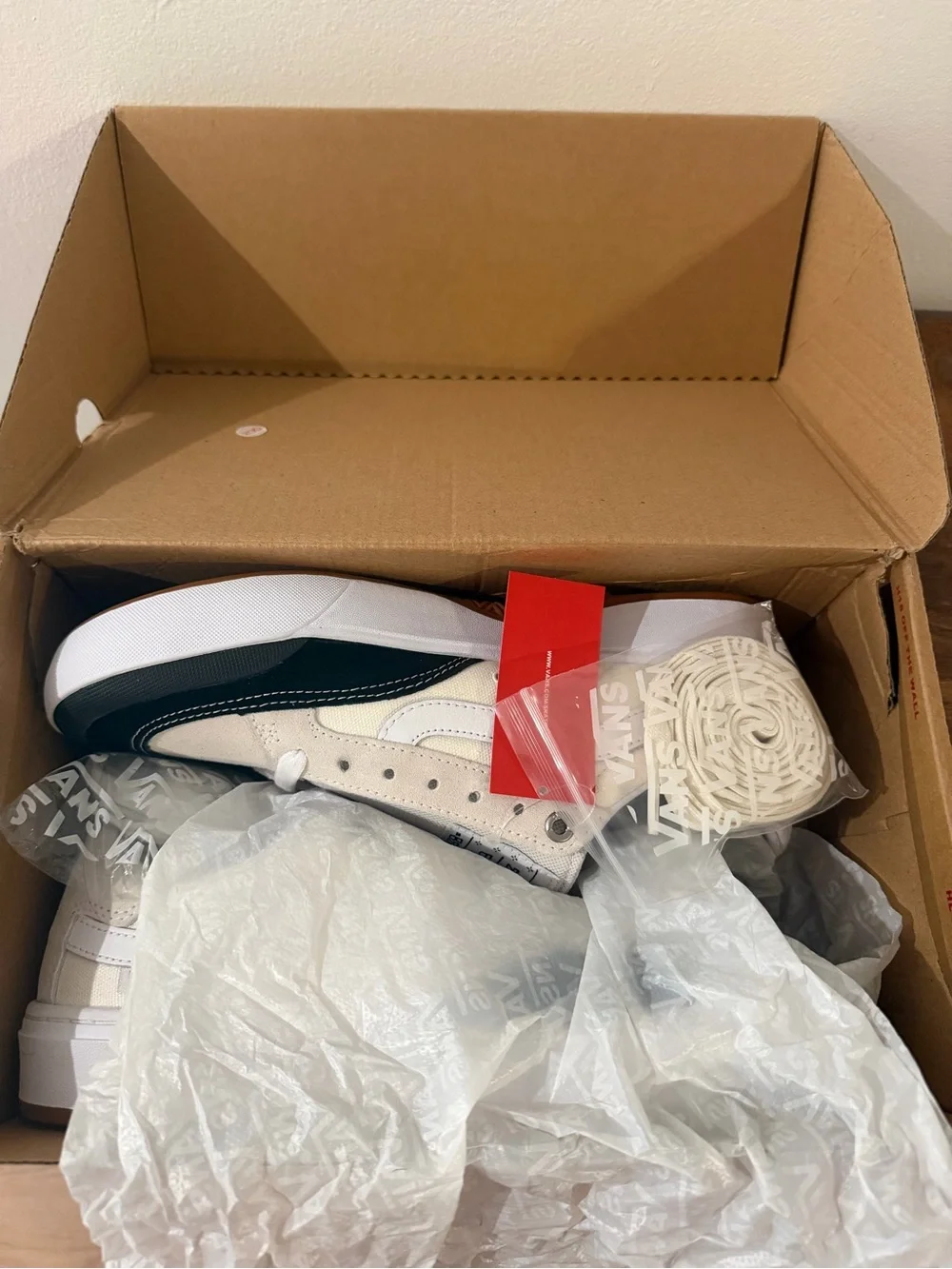 Vans low top